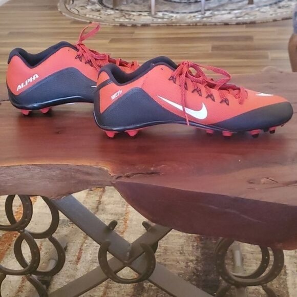 Nike Skin Alpha Football Athletic Sz 16 Cleat Shoes - Picture 1 of 10